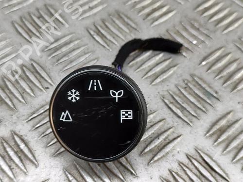 Used Switch NISSAN QASHQAI III (J12) 1.3 DIG-T All-wheel Drive (158 hp) 28955474
