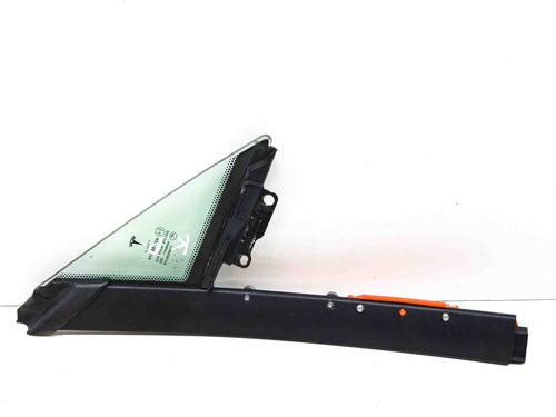 Used Front left quarter glass TESLA MODEL S (5YJS) P100D AWD (772 hp) 10400330