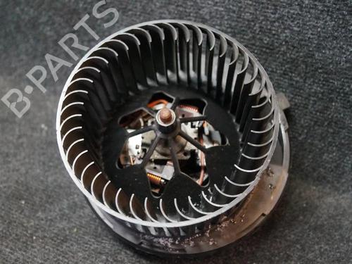 Used Heater blower motor Heater blower motor SKODA YETI (5L) 1.6 TDI (105 hp) 6728161 6728161