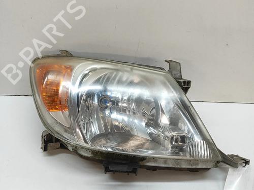 Used Right headlight TOYOTA HILUX VII Pickup (_N1_, _N2_, _N3_) 2.5 D 4WD (KUN25) (102 hp) 28171805