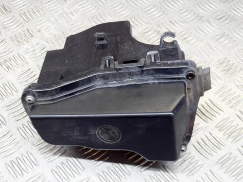 Used Fuse box BMW 5 (F10) 535 d (313 hp) 8624372