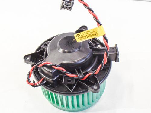 Used Heater blower motor CHEVROLET VOLT EV 150 (151 hp) 6764606