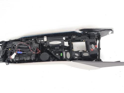 Middle console BMW i8 (I12) hybrid | BP33356073I22 - Image 3