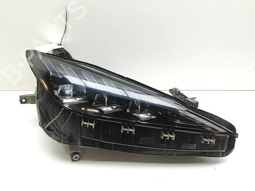 Lyskaster høyre MG MG 4 (EH32) EV (170 hp) 31687356