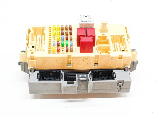 Used Fuse box Fuse box FIAT BRAVO II (198_) 1.9 D Multijet (198AXC1B) (150 hp) 8935690 8935690