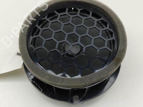Used Speaker SKODA KAMIQ (NW4) 1.0 TSI (116 hp) 28433838