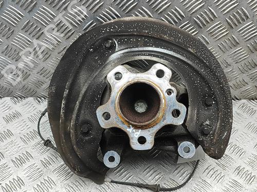 Used Left front steering knuckle BMW 3 Touring (G21, G81) 330 e Plug-in-Hybrid (292 hp) 31297176