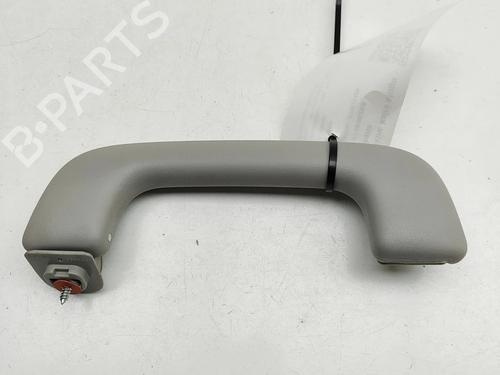 handtag-i-tag-kia-xceed-cd-2019-33661720 main image