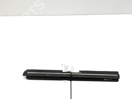 Used Door moulding trim Door moulding trim 39473224 39473224