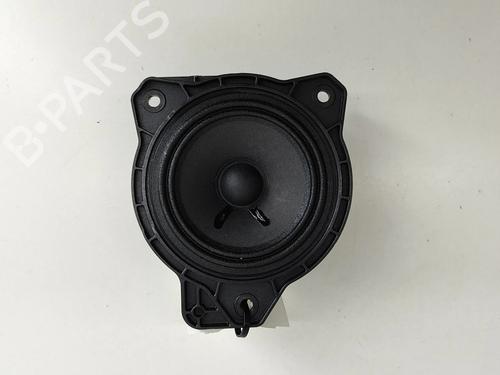 speaker-volvo-xc40-536-2017-27770589 main image