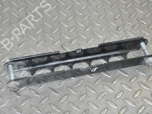 Used Right rear suspension arm Right rear suspension arm BMW 1 Coupe (E82) M (340 hp) 30268639 30268639