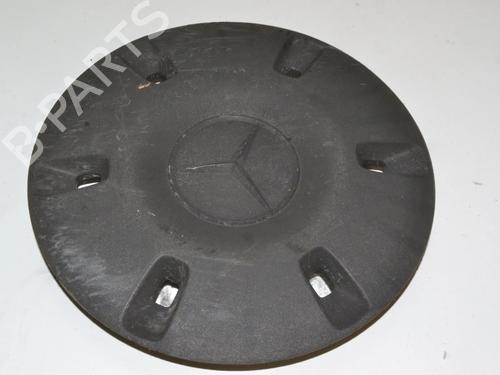 Used Hub cap Hub cap MERCEDES-BENZ SPRINTER 3-t Van (B906) 216 CDI (906.611, 906.613) (163 hp) 33365075 33365075