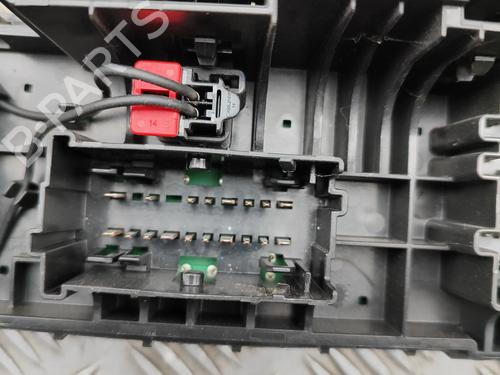 Fuse box TESLA MODEL X (5YJX) 90D AWD | BP31297399E1 