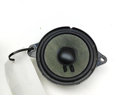 speaker-audi-a4-b9-avant-8w5-8wd-2015-36180974 main image