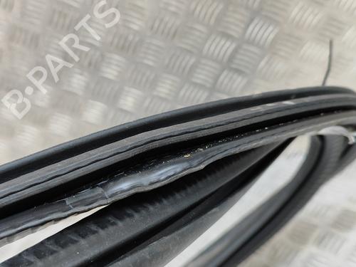 Rubber door seal OPEL MOKKA 1.2 (76) | BP28558190C142
