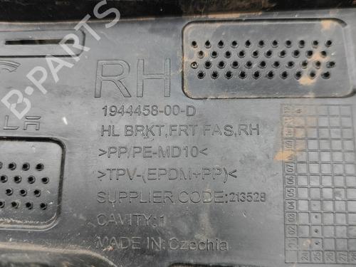 Front bumper bracket TESLA MODEL Y (5YJY) Long Range All-wheel Drive | BP33378900C158 - Image 7