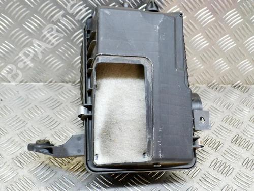 Used Air filter box RENAULT KADJAR (HA_, HL_) 1.5 dCi 110 (HLA3) (110 hp) 8354381