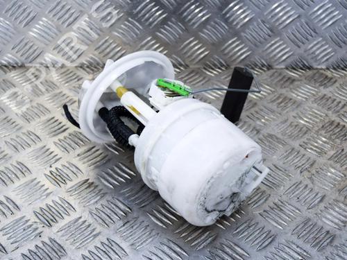 Used Fuel pump DACIA SANDERO II 1.5 dCi 75 / Blue dCi 75 (B8JW, B8M4, B8AH, B8M7, B8M6) (75 hp) 6756342