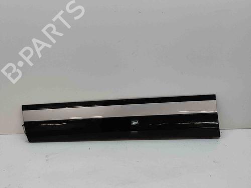  Baguette de porte LAND ROVER RANGE ROVER VELAR (L560) 2.0 D180 TD4 4x4 (180 hp) 27772069