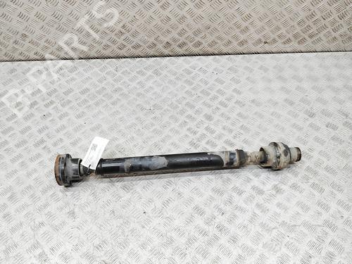 Kardanaksel Kompl. Kardanaksel Kompl. LAND ROVER DISCOVERY V (L462) 3.0 D 4x4 (211 hp) 33882595 33882595