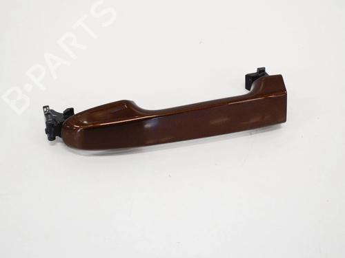 front-left-exterior-door-handle-toyota-c-hr-_x1_-18-hybrid-zyx10_-zyx11_-2016-7800960 main image