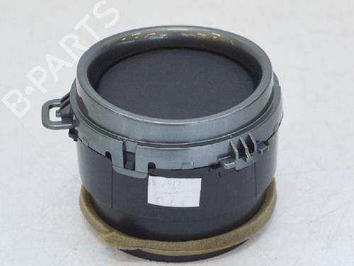 Air vent TOYOTA YARIS (_P13_) 1.5 Hybrid (NHP130_, NHP130) | BP14667757I21 
