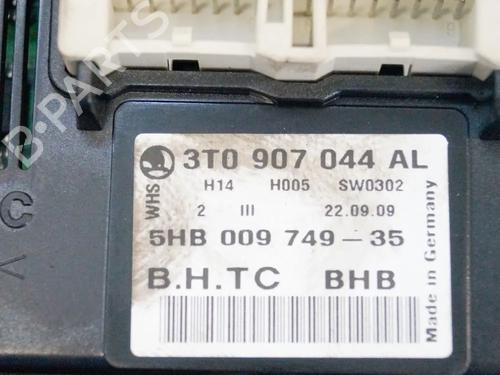 Electronic module SKODA SUPERB II (3T4) 2.0 TDI | BP6741194M83