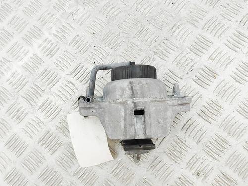 Used Engine mount Engine mount JAGUAR XE (X760) 2.0 D (180 hp) 35957728 35957728