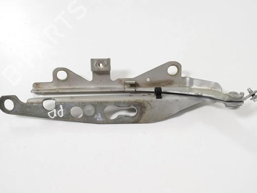 Used Hinge/Door check strap Hinge/Door check strap VOLVO V70 II (285) D5 (163 hp) 33383644 33383644