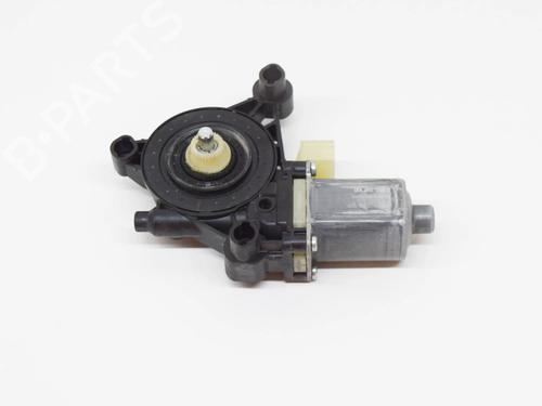 Used Right front window motor Right front window motor SKODA KAROQ (NU7, ND7) 1.5 TSI (150 hp) 8834363 8834363