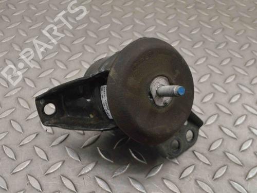 Used Engine mount HYUNDAI TUCSON (TL, TLE) 1.6 CRDi (136 hp) 30228183