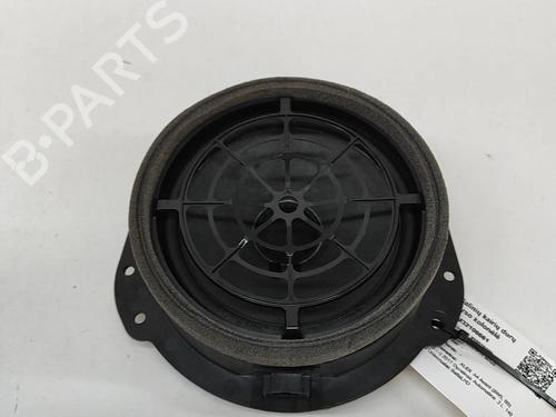 speaker-audi-a4-b9-avant-8w5-8wd-2015-29542086 main image