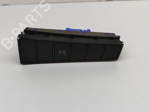 switch-vw-passat-b7-variant-365-2010-2011-2012-2013-2014-2015-23865507 main image