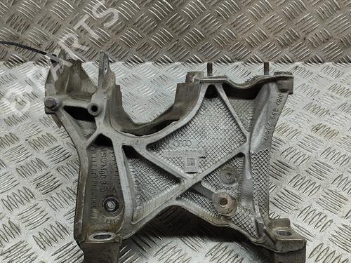 Used Support AUDI A4 B9 Avant (8W5, 8WD) 2.0 TDI (150 hp) 19644972
