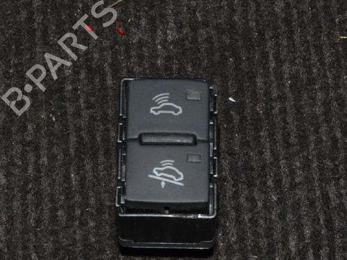 Used Switch AUDI A3 (8P1) 1.6 (102 hp) 6727541