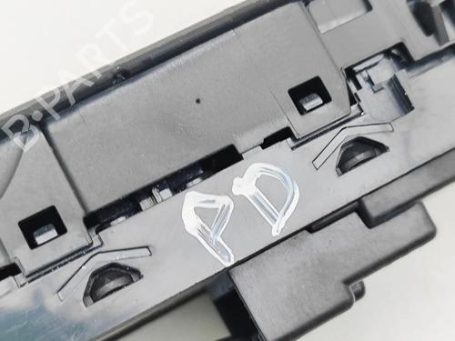 Right front window switch RENAULT AUSTRAL E-TECH 200 Hybrid (HGM2) | BP38500191I26 - Image 9