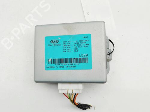 Module électronique Module électronique KIA CEE'D Sportswagon (JD) 1.6 CRDi 136 (136 hp) 33825717 33825717