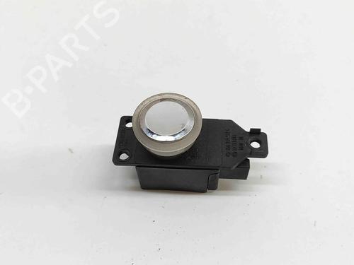 Used Switch Switch VW PHAETON (3D1, 3D2, 3D3, 3D4, 3D6, 3D7, 3D8, 3D9) 6.0 W12 4motion (420 hp) 29488178 29488178