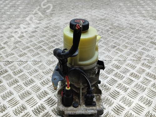 Used Steering pump OPEL VIVARO B Bus (X82) 1.6 CDTI (06) (125 hp) 32458768