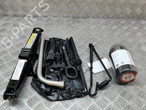 Other AUDI A3 Sportback (8VA, 8VF) RS3 quattro | BP25902344O1 