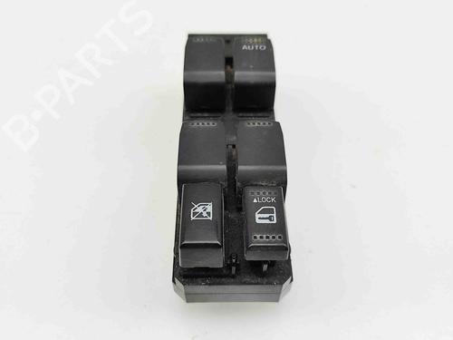 Used Right front window switch SUZUKI GRAND VITARA II (JT, TE, TD) 2.4 All-wheel Drive (JT424, JB424, TDA4) (166 hp) 29569998