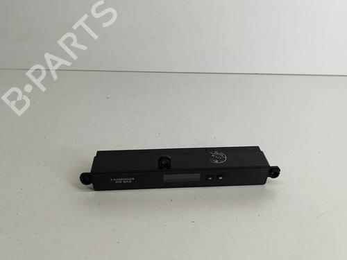 Used Display monitor KIA SORENTO II (XM) 2.2 CRDi 4WD (197 hp) 22443587