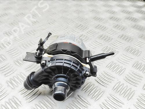 Used Auxiliary water pump Auxiliary water pump BMW X3 (G01, F97, G08) M (480 hp) 38650561 38650561