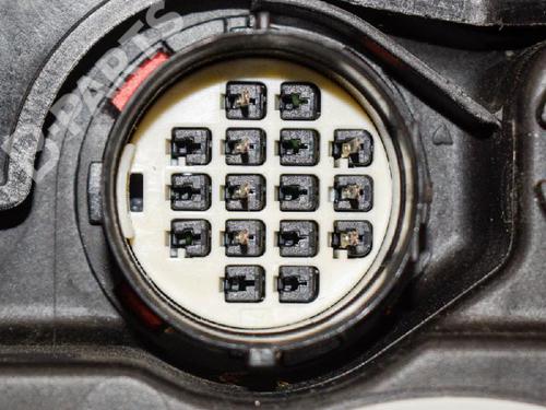 Left headlight LAND ROVER DISCOVERY III (L319) 2.7 TD 4x4 | BP7740710C28 