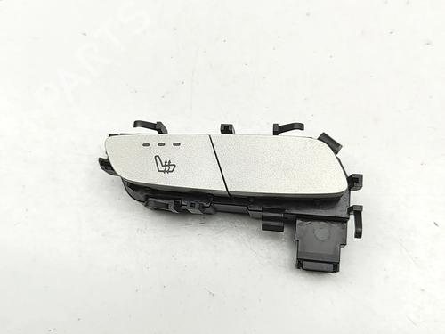 switch-mercedes-benz-e-class-w213-2016-31926454 main image