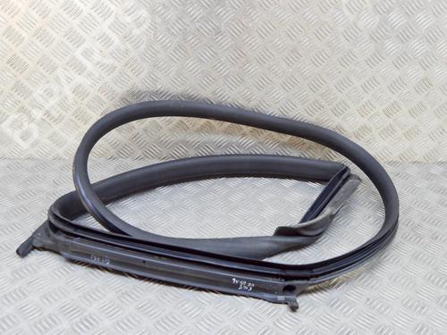Used Rubber door seal MASERATI GHIBLI III (M157) 3.0 S (409 hp) 14648325