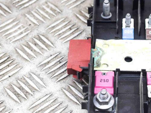 Fuse box VW CRAFTER Van (SY_, SX_) 2.0 TDI RWD (SYB, SYC, SYD) | BP27759271E1