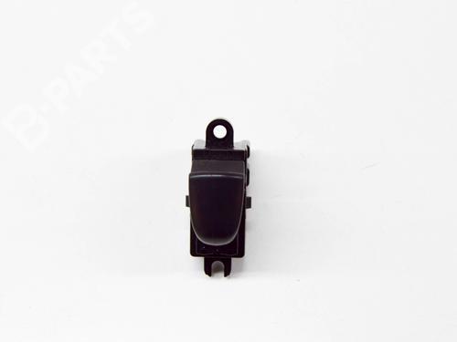 Used Left rear window switch NISSAN JUKE (F15) 1.5 dCi (110 hp) 10992243