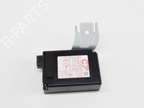 Used Electronic module TOYOTA LAND CRUISER PRADO (_J15_) 2.8 D-4D (GDJ150_, GDJ155_, GDJ150, GDJ151) (177 hp) 15551721