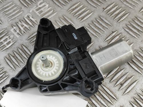 Right rear window motor MERCEDES-BENZ C-CLASS T-Model (S205) C 300 BlueTEC Hybrid / h (205.212) | BP28194889E22 